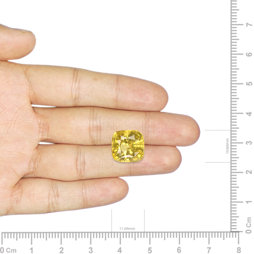 Yellow sapphire (pukraaj) - Image 4