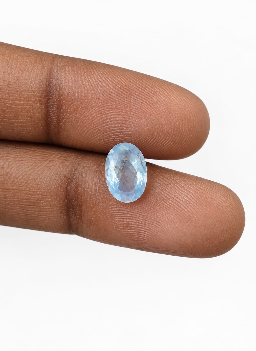 Natural Blue Sapphire 5.32 Carat – Kashmir (India) Origin ,Oval Mixed Cut , No Indications of Heating . - Image 2